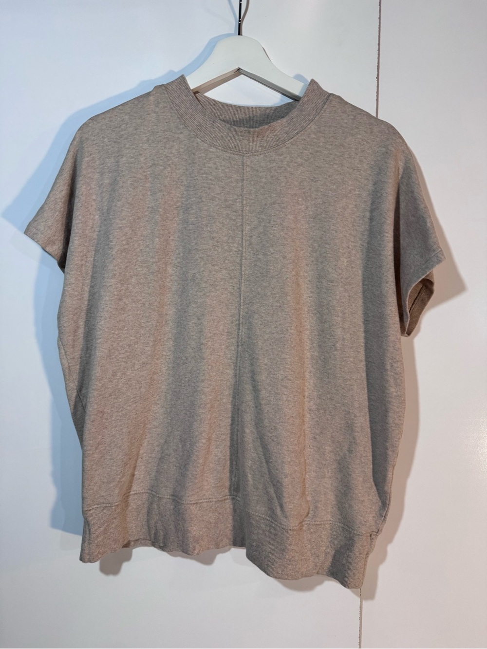 Pact Organic Cotton Muscle Tee Shirt Top | Size M | Oatmeal